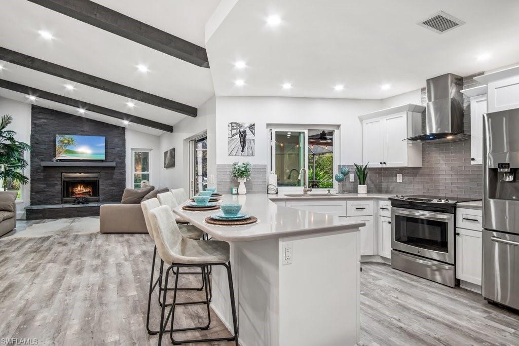 RIVER OAKS - Residential