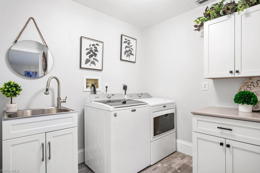 RIVER OAKS - Residential