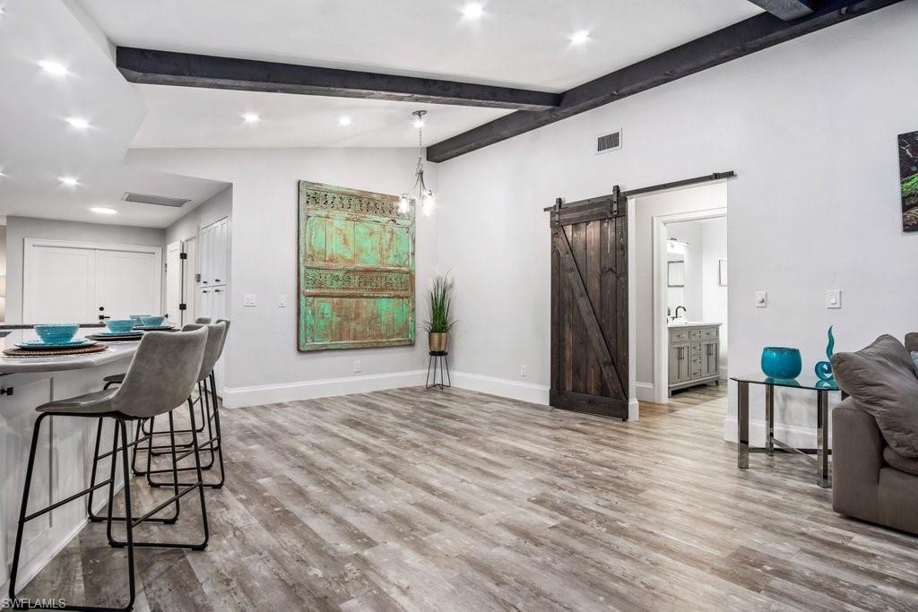 RIVER OAKS - Residential