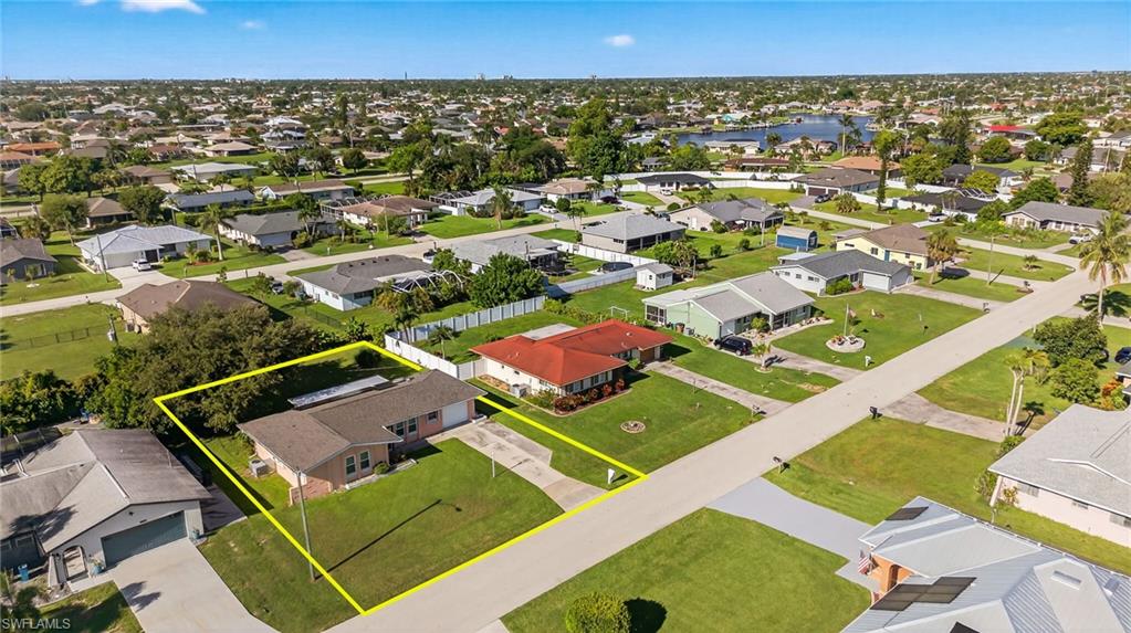 CAPE CORAL - Residential