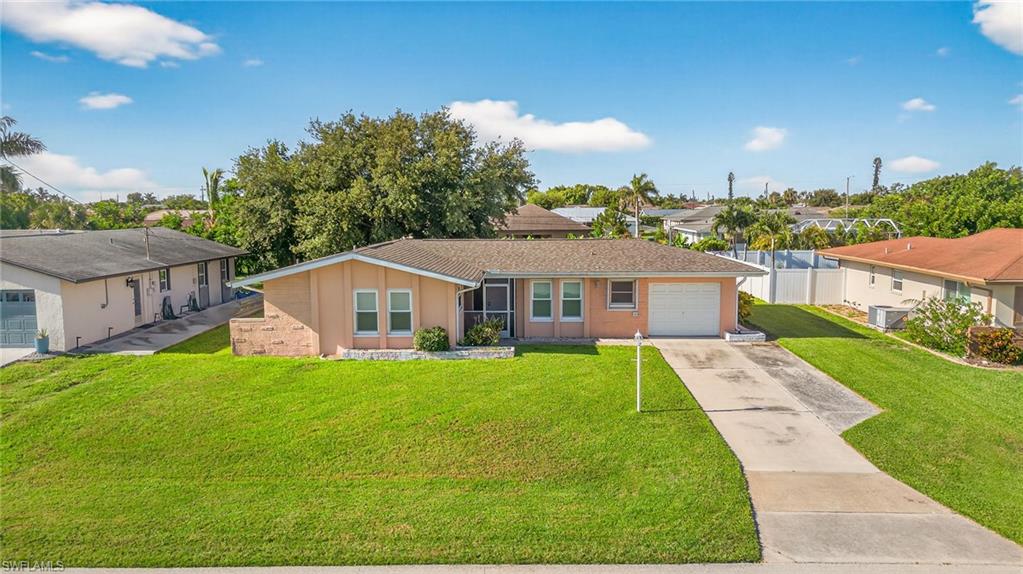 CAPE CORAL - Residential