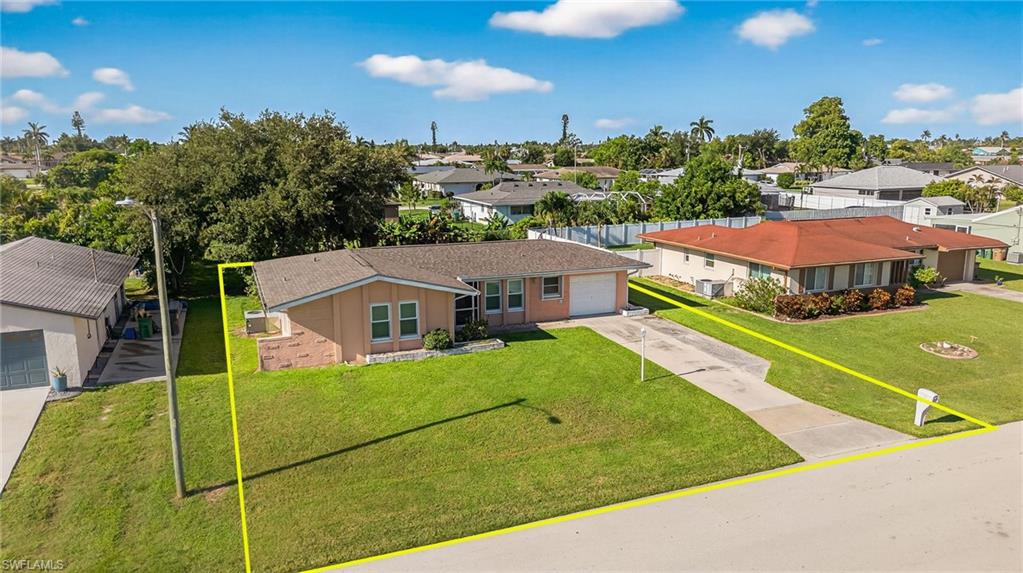 CAPE CORAL - Residential