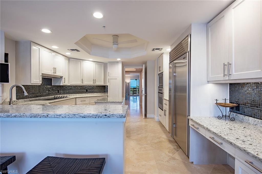 BILTMORE AT BAY COLONY - Residential