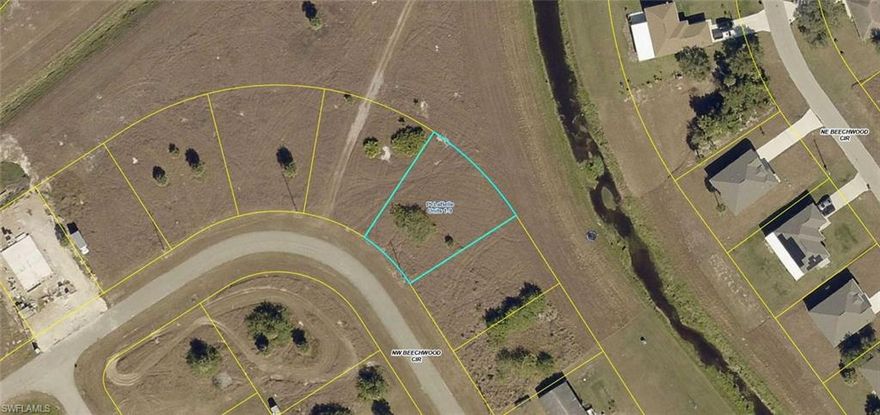 Rare opportunity in a growing area 0.26-acre residential lot in Labelle. located in a quiet, developing area with convenient access to local amenities and major roadways. Buyer to verify zoningm land use,and future potential.