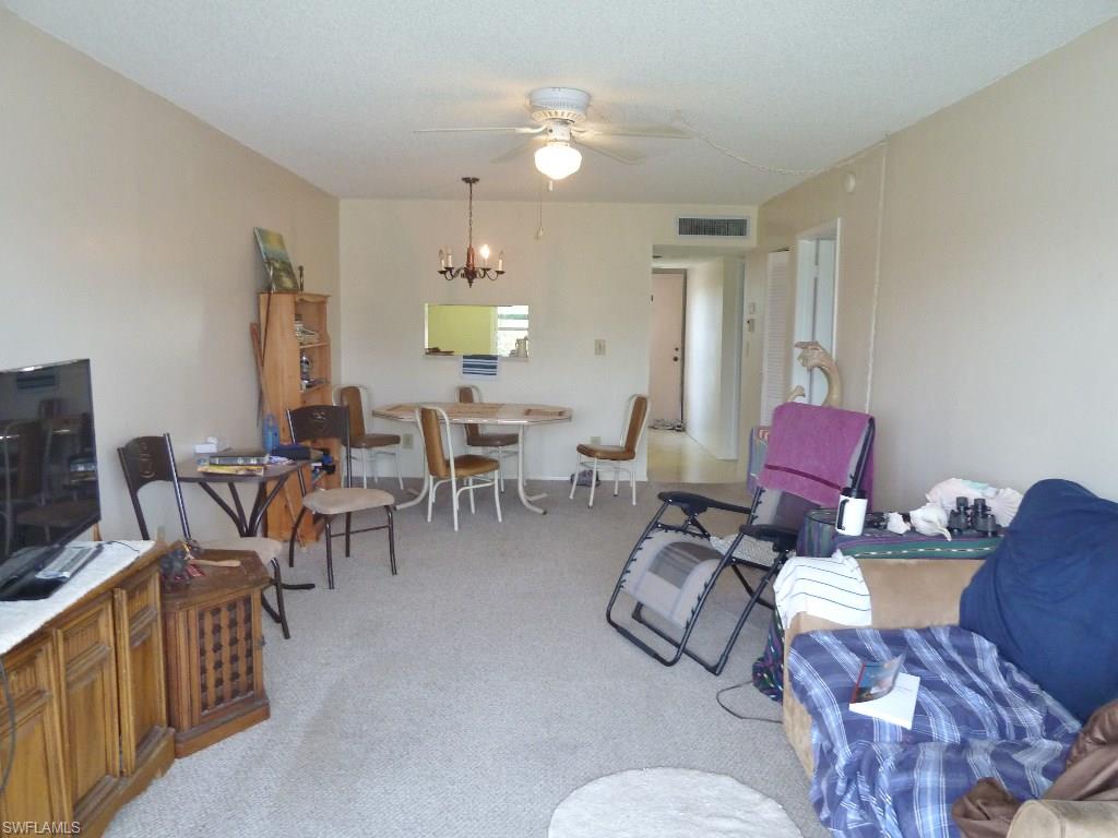 SEVEN LAKES - Residential