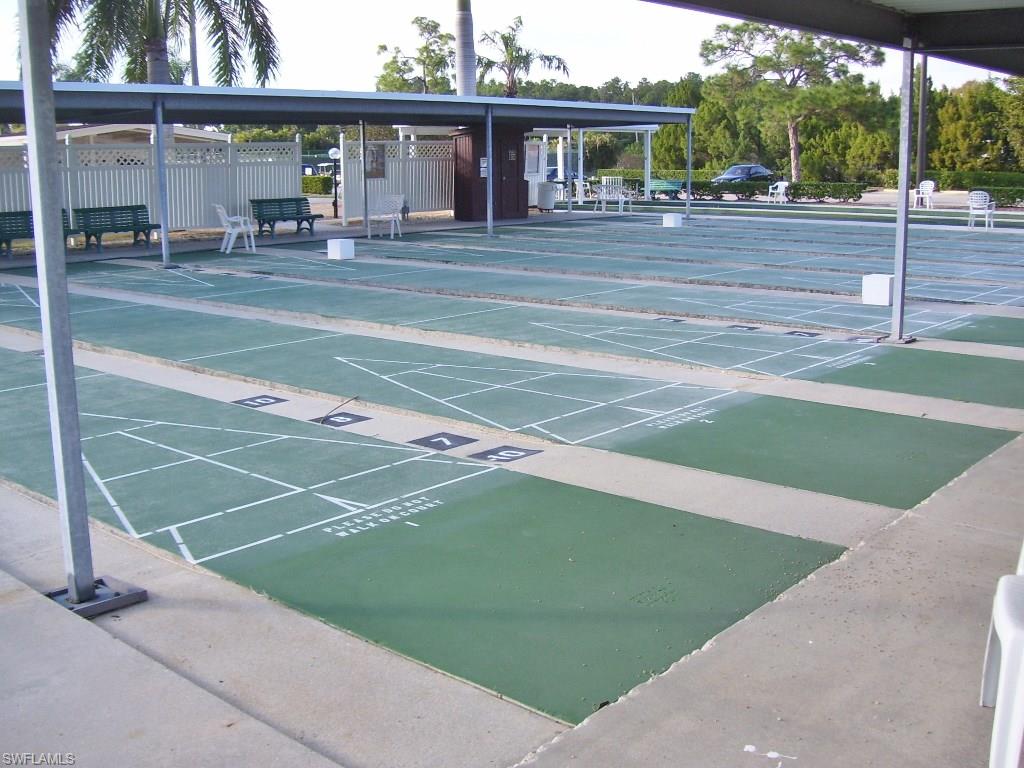 SEVEN LAKES - Residential