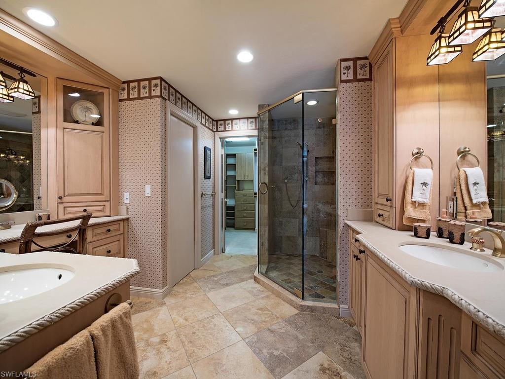 AQUALANE SHORES - Residential