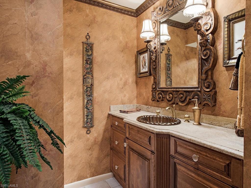 AQUALANE SHORES - Residential