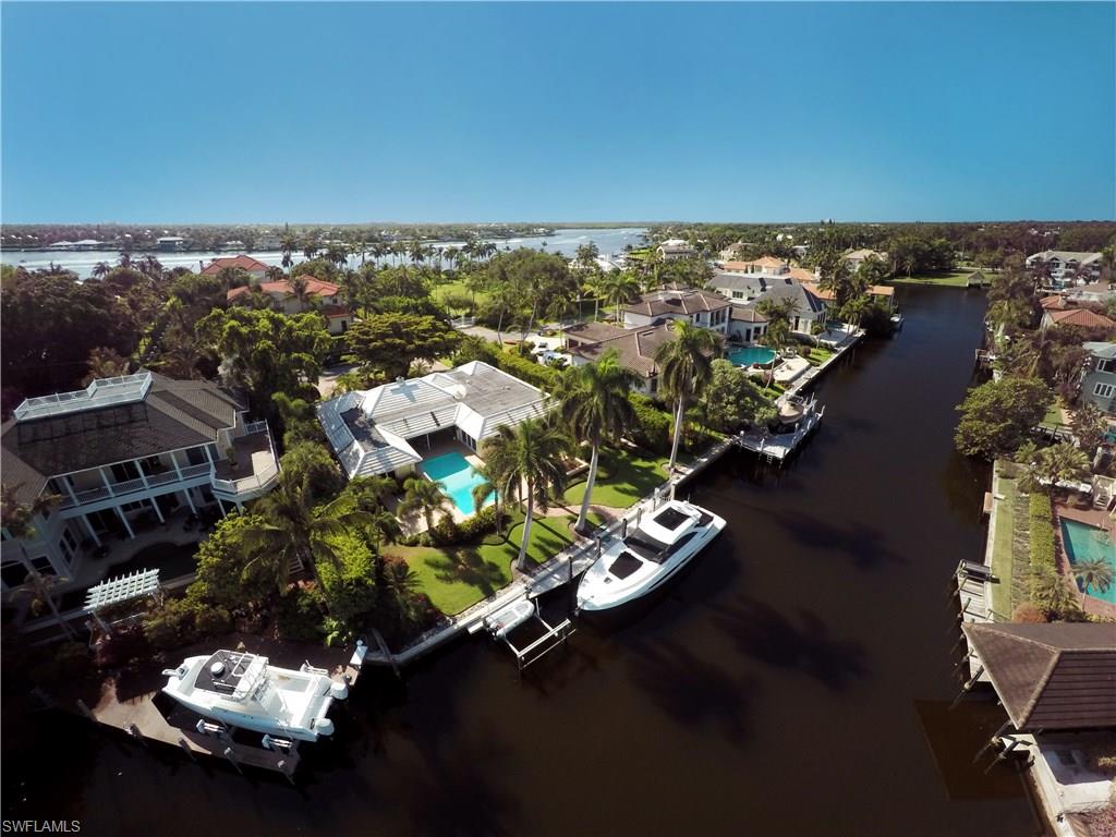 AQUALANE SHORES - Residential