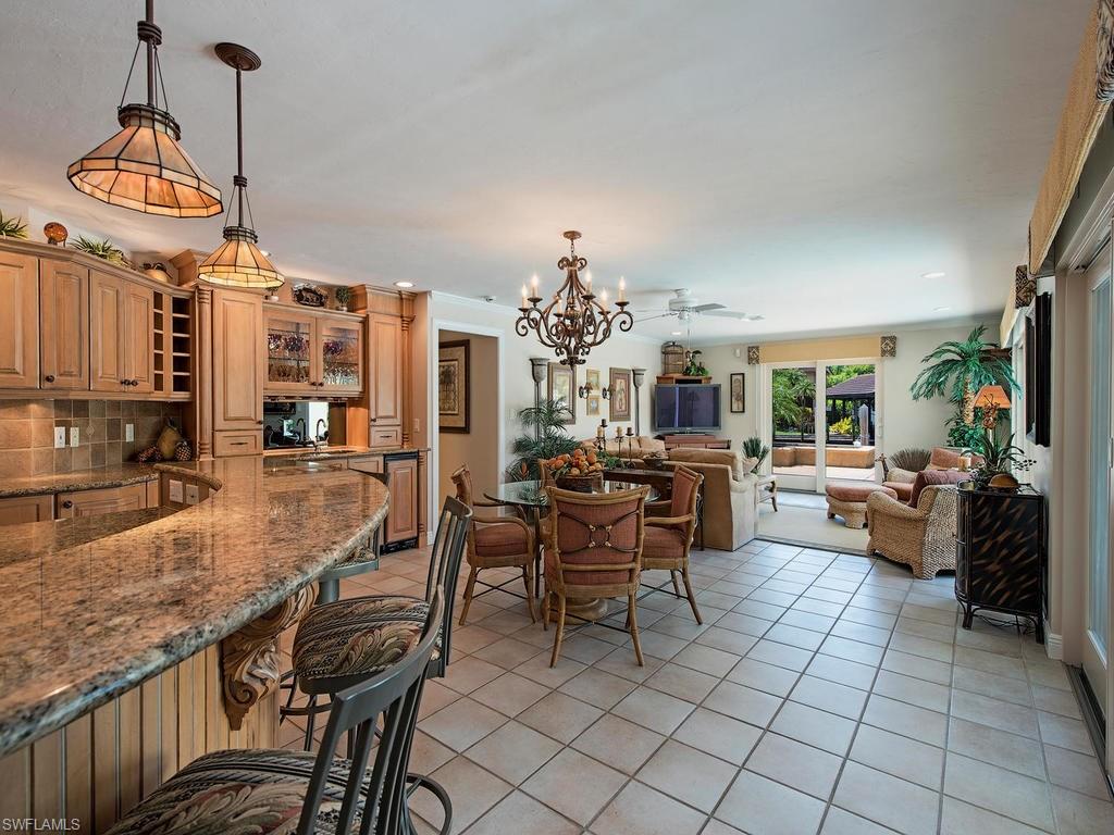 AQUALANE SHORES - Residential