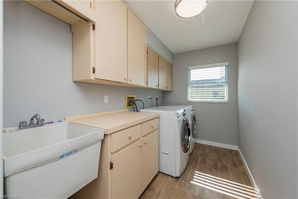 WILLOUGHBY ACRES - Residential