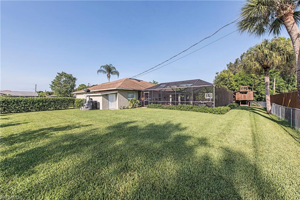 WILLOUGHBY ACRES - Residential