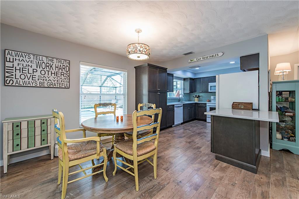 WILLOUGHBY ACRES - Residential