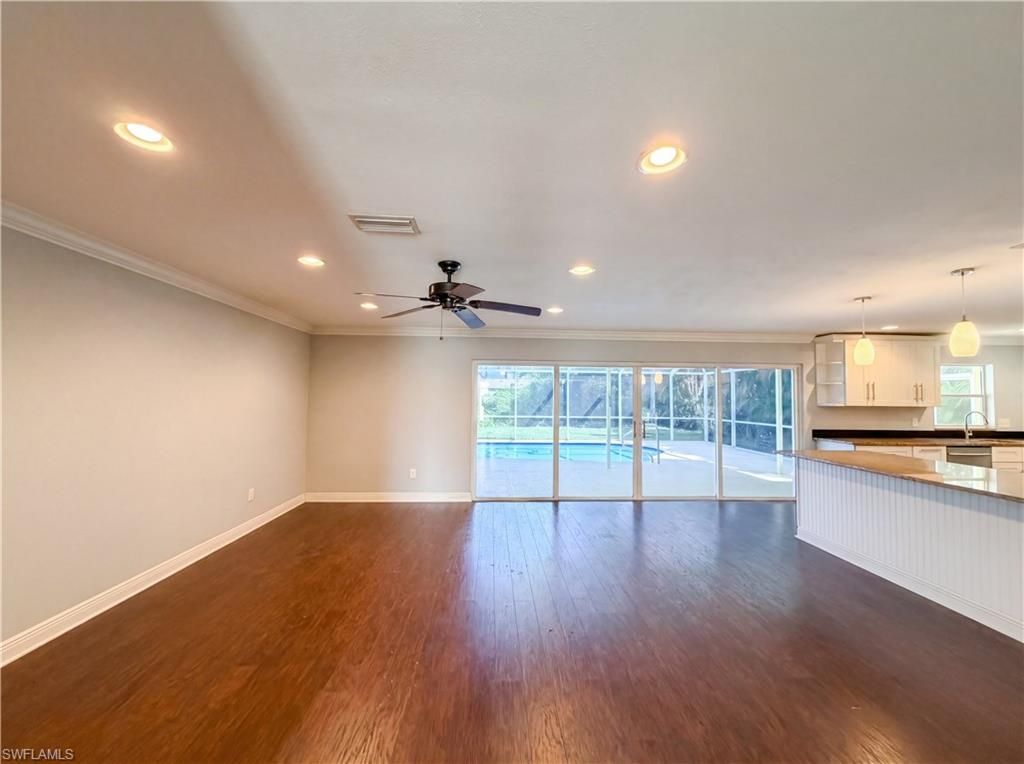 Photo of 5644 Eichen CIR W, FORT MYERS, FL 33919 (MLS # 226021240)