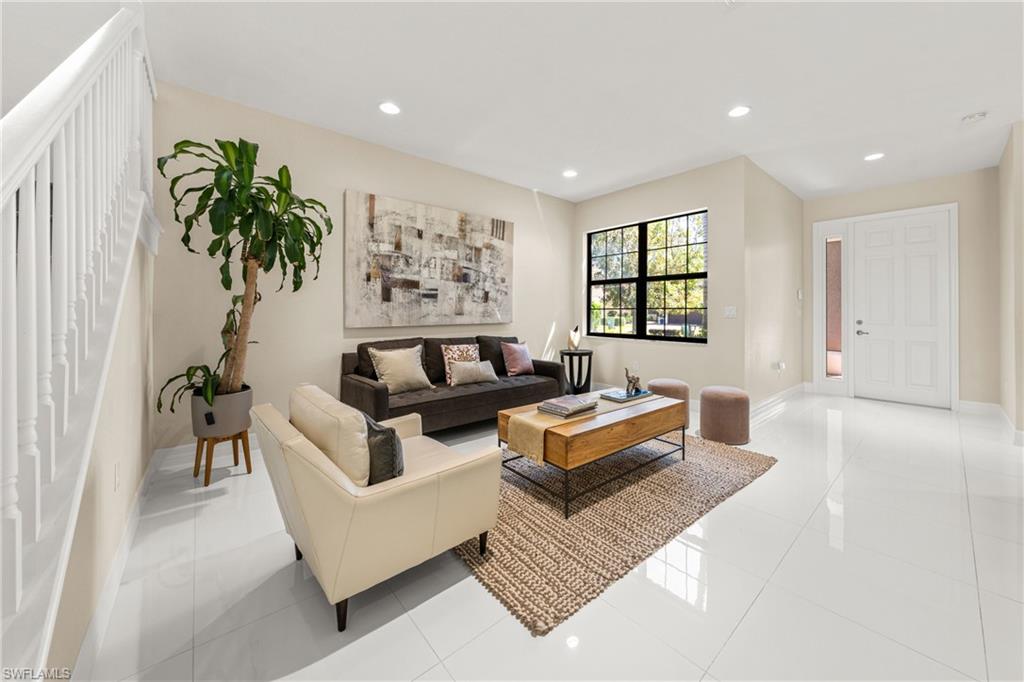 13569 Mandarin CIR