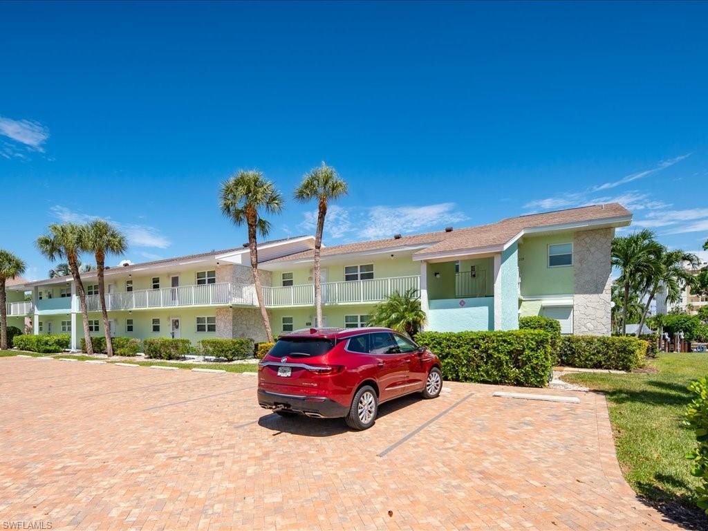 VANTAGE POINT - Residential