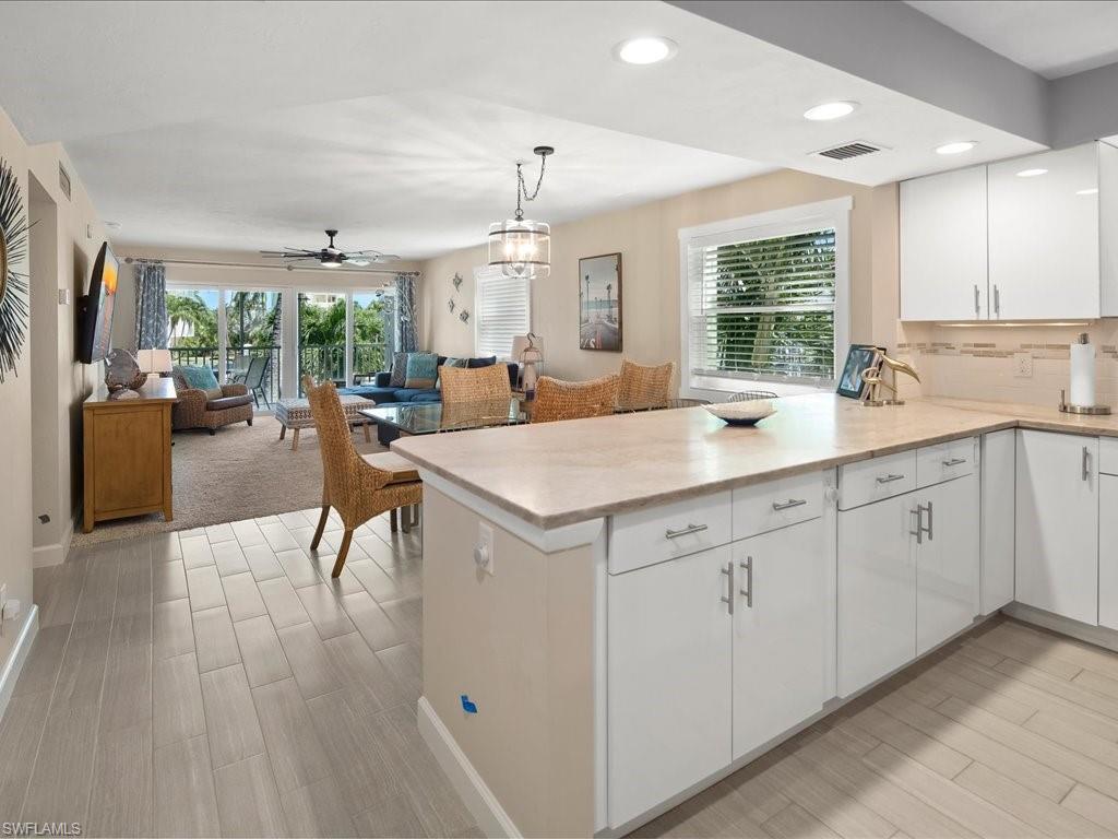 VANTAGE POINT - Residential