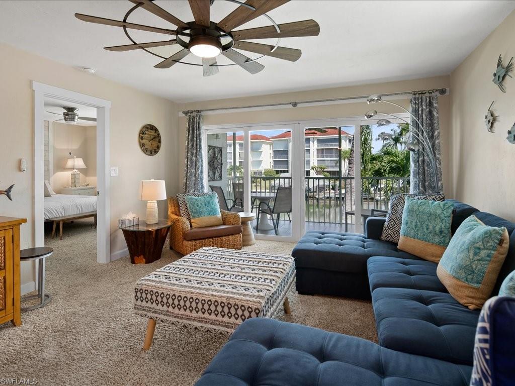 VANTAGE POINT - Residential