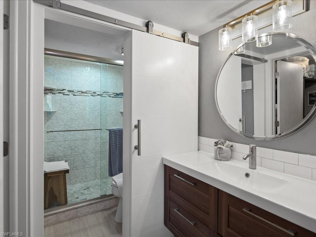 VANTAGE POINT - Residential