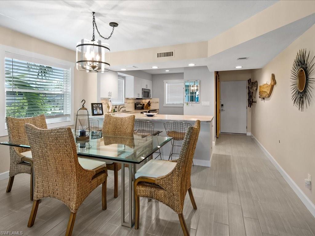 VANTAGE POINT - Residential