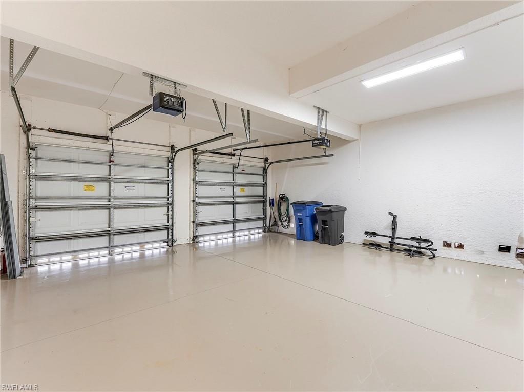 OXFORD POINTE - Residential