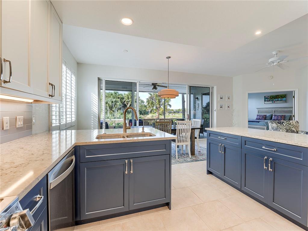 OXFORD POINTE - Residential