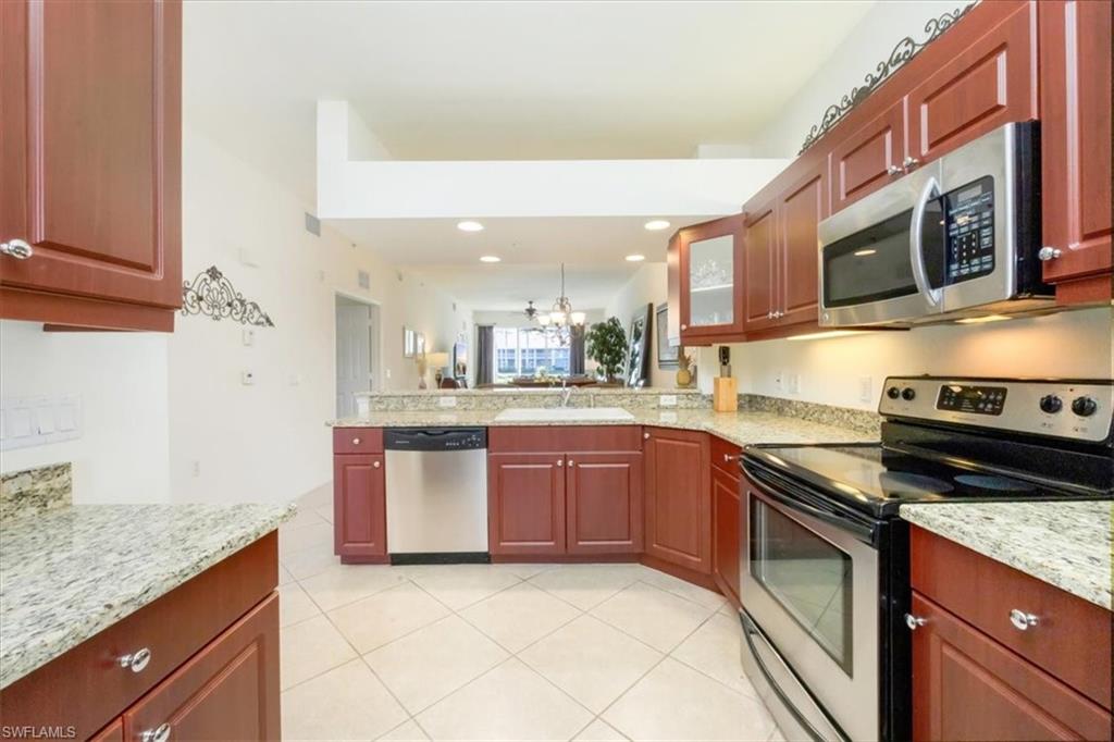 MAGNOLIA FALLS - Residential