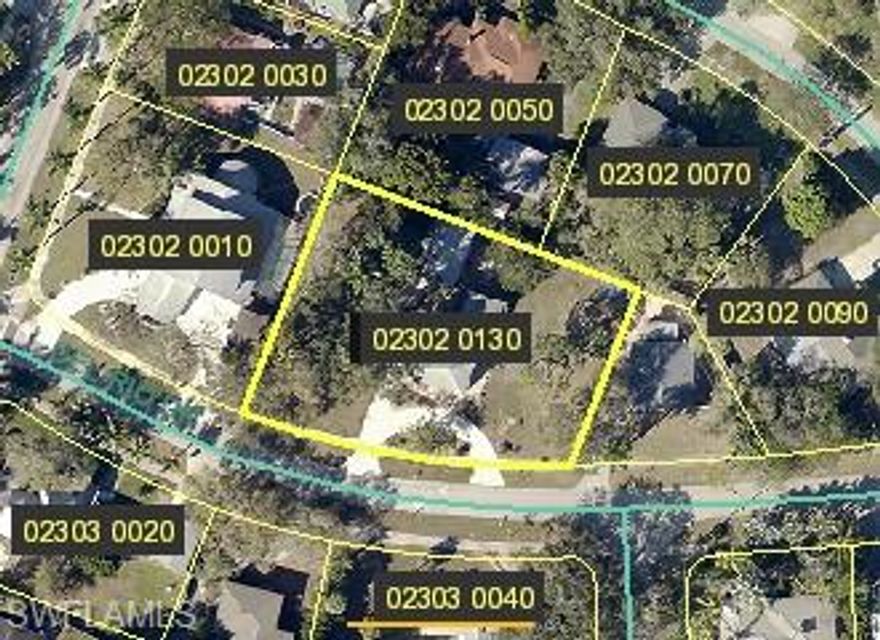 The first home built in Carton Grove subdivision circa 1924. This 2 story home sits on over 1/2 acre of land conveniently located near downtown. This old Florida home has an abundance of square footage just waiting for your personal touch and renovations. Original wood floors in main house and upstairs. Large workshop/storage area along with detached "office" behind home. One of the oldest oak trees in Lee county, reported to be over 250 years old sits on the expansive property. Plenty of room to expand or put in a pool. With a little love you can have the house of your dreams in Old Fort Myers.