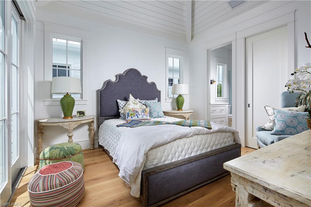 OLDE NAPLES - Residential