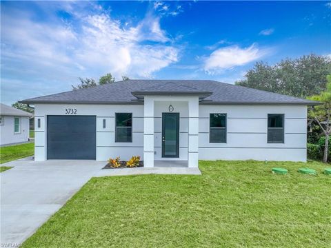 3732 13th ST W LEHIGH ACRES FL 33971