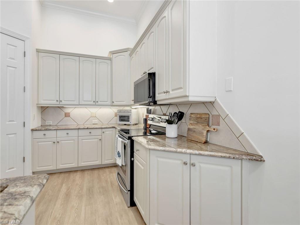 SHEFFIELD VILLAS - Residential