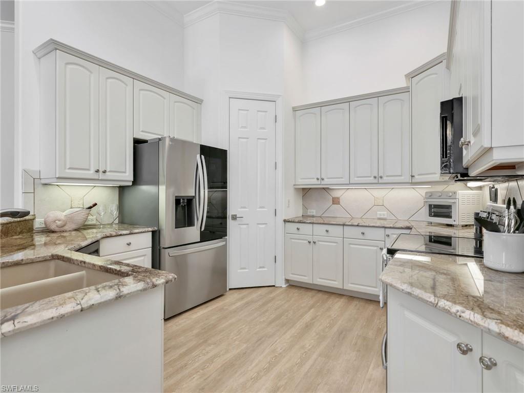 SHEFFIELD VILLAS - Residential