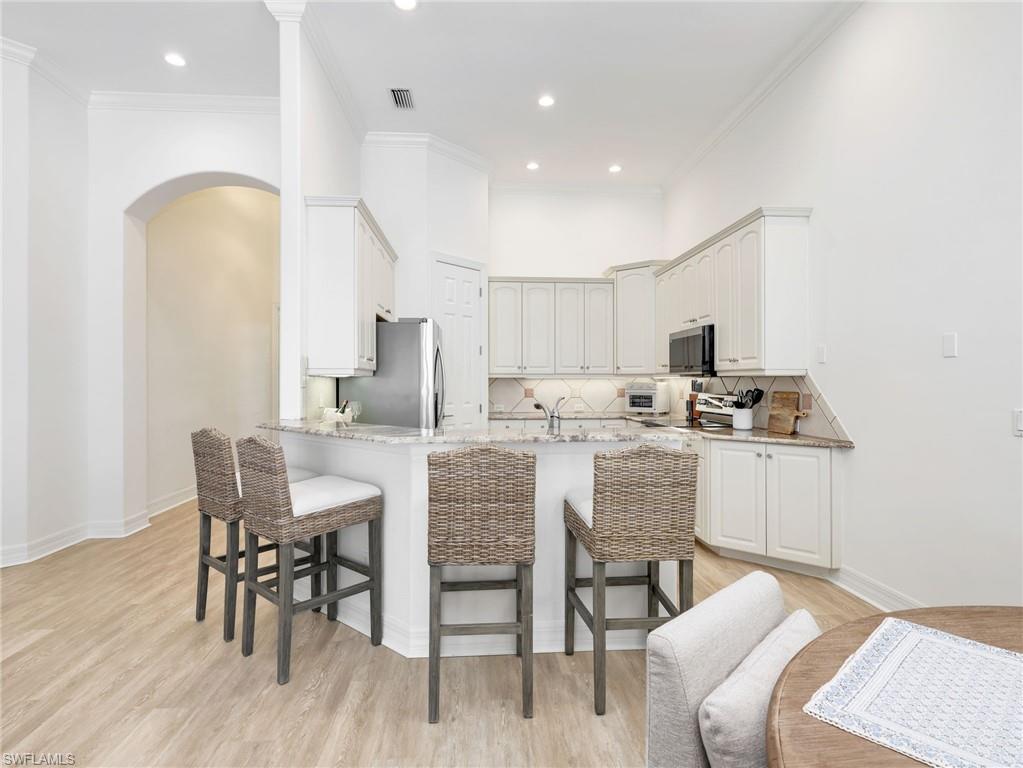 SHEFFIELD VILLAS - Residential