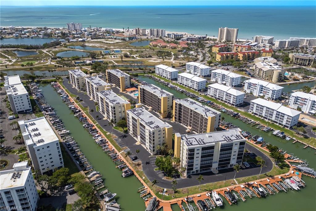 HIBISCUS POINTE - Residential