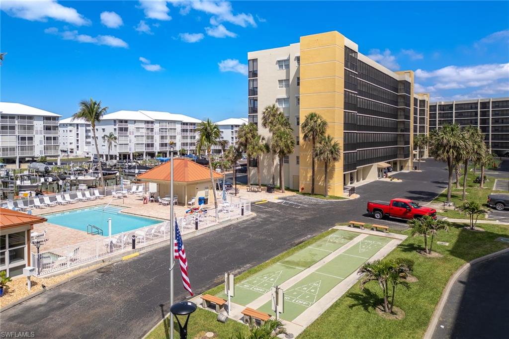 HIBISCUS POINTE - Residential