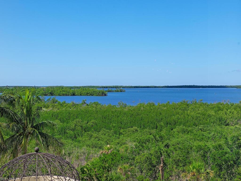 5051 Pelican Colony BLVD 303