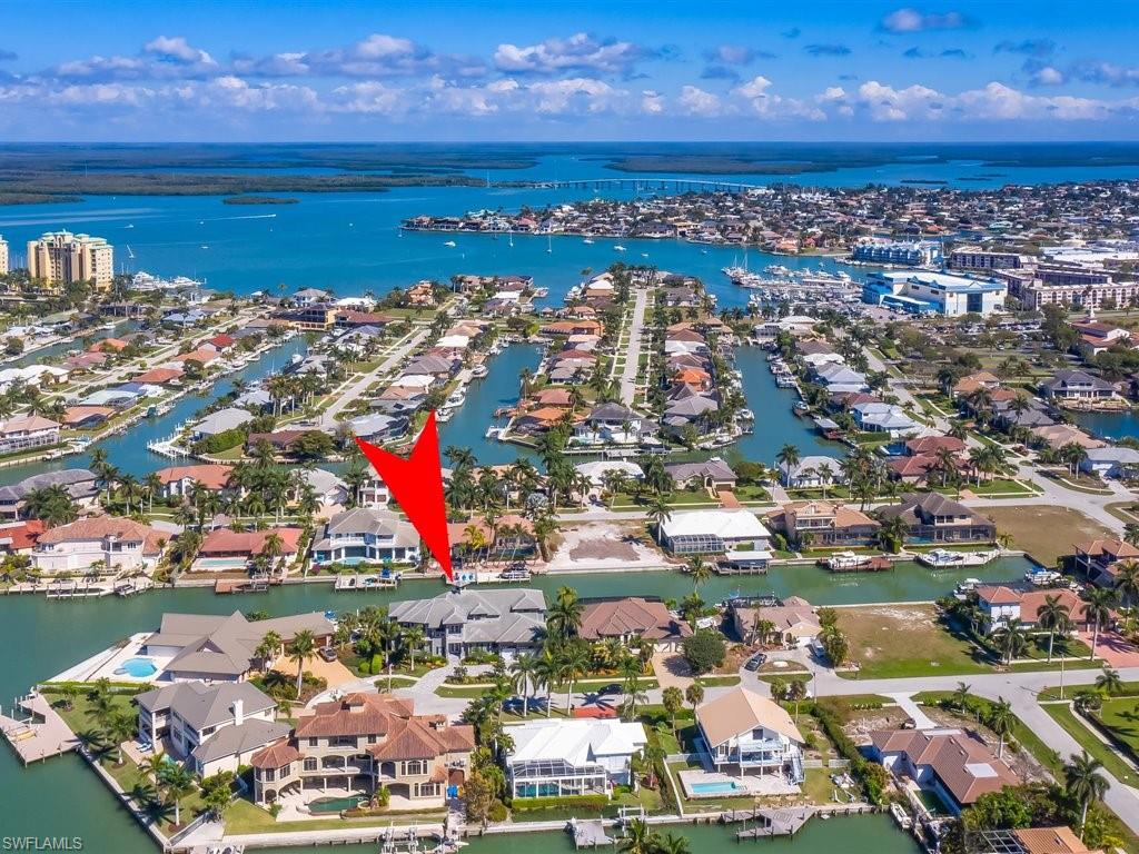 MARCO BEACH - Residential