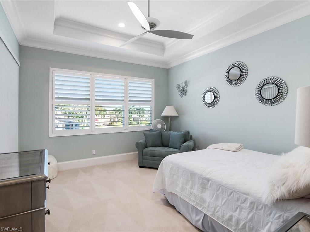 MARCO BEACH - Residential