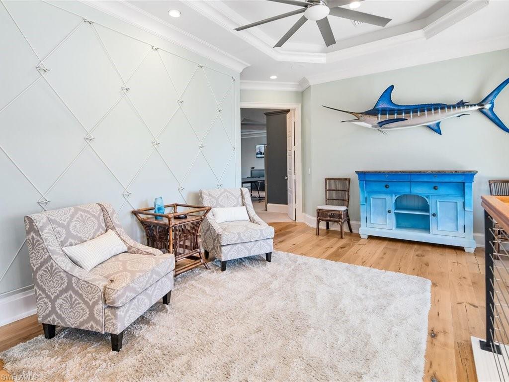 MARCO BEACH - Residential