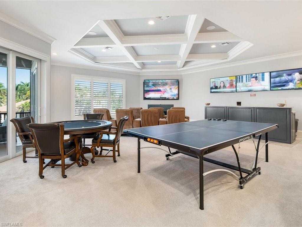 MARCO BEACH - Residential