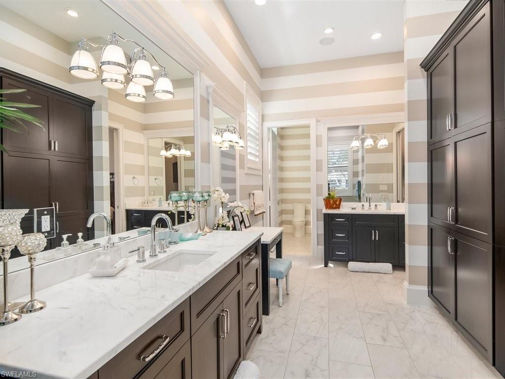 MARCO BEACH - Residential