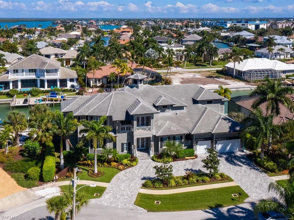 MARCO BEACH - Residential