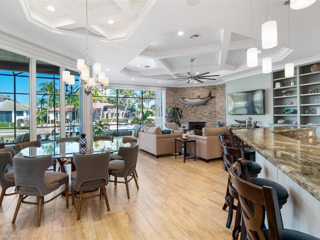 MARCO BEACH - Residential