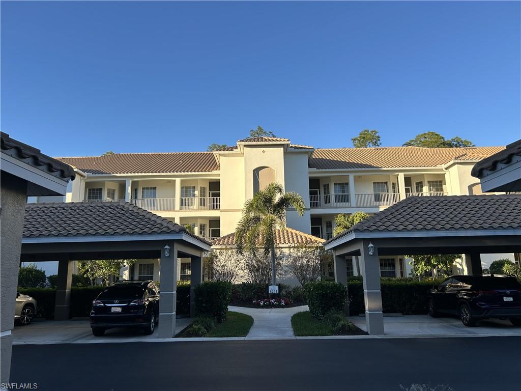 VANDERBILT COUNTRY CLUB - Residential