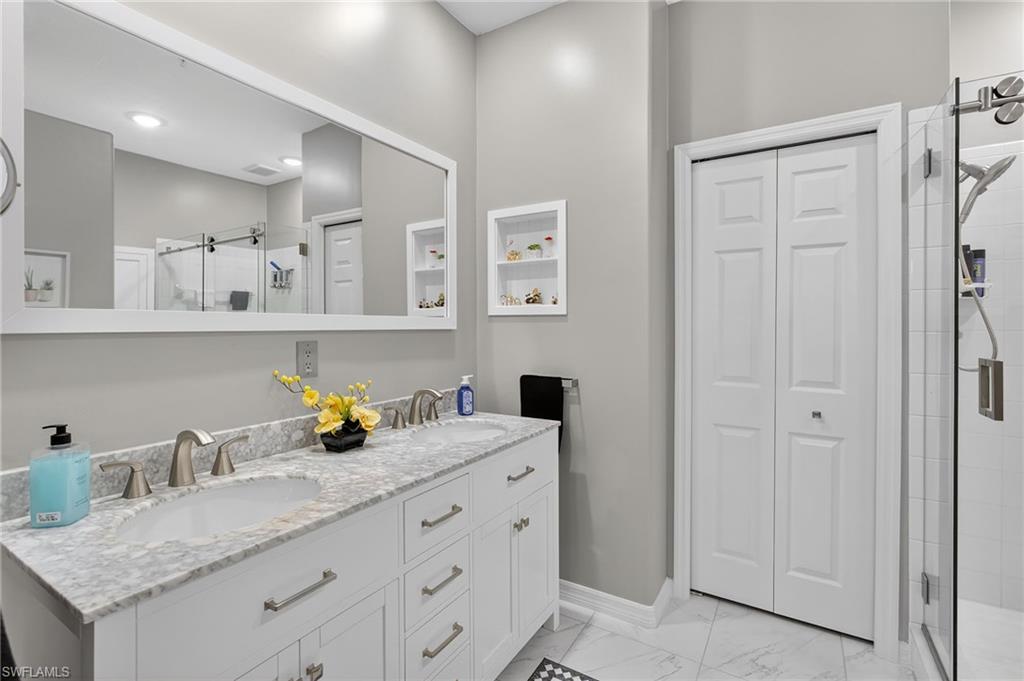 VANDERBILT COUNTRY CLUB - Residential