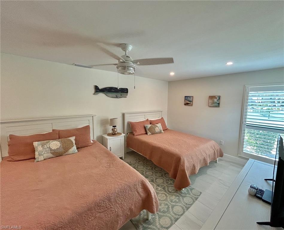 BLIND PASS CONDO - Residential
