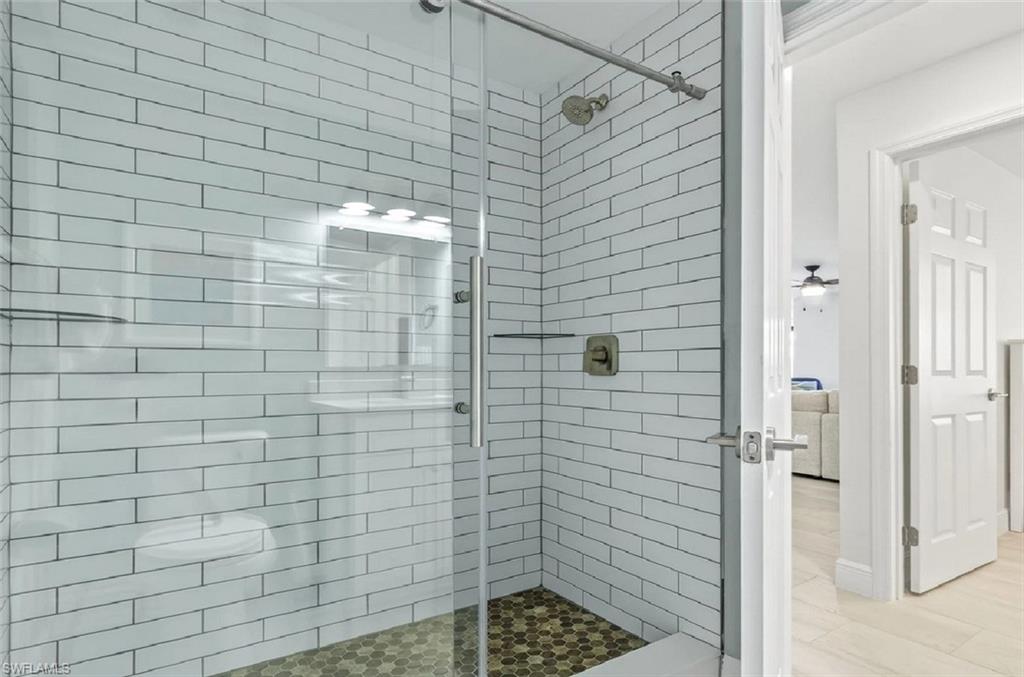 BLIND PASS CONDO - Residential