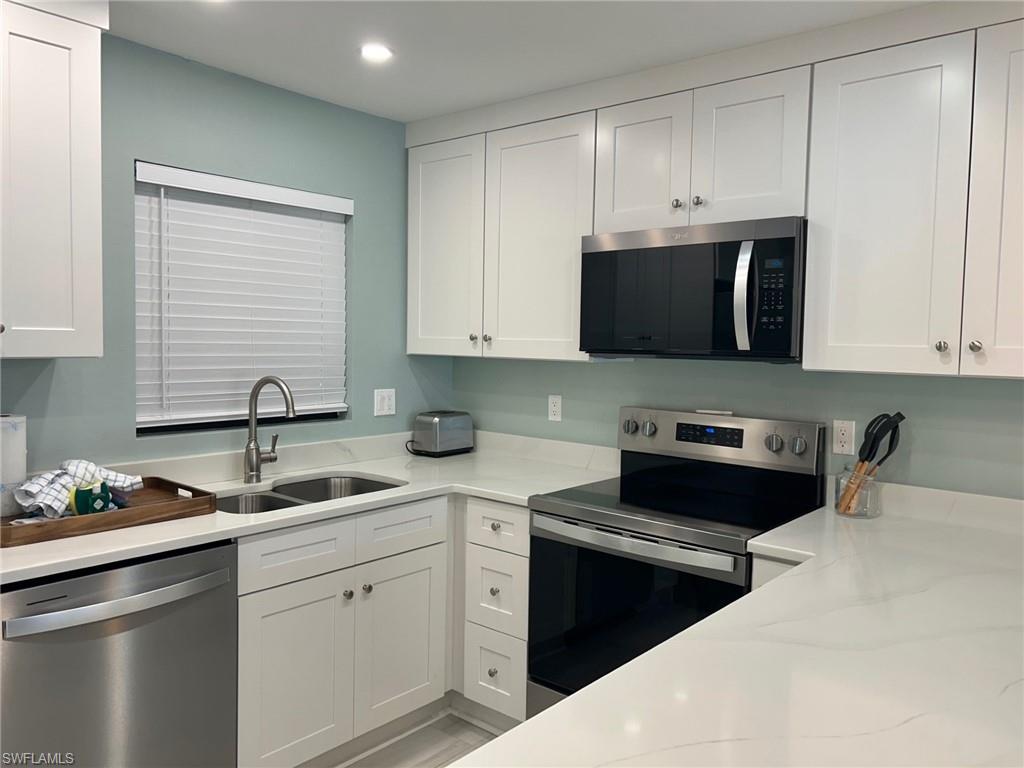 BLIND PASS CONDO - Residential