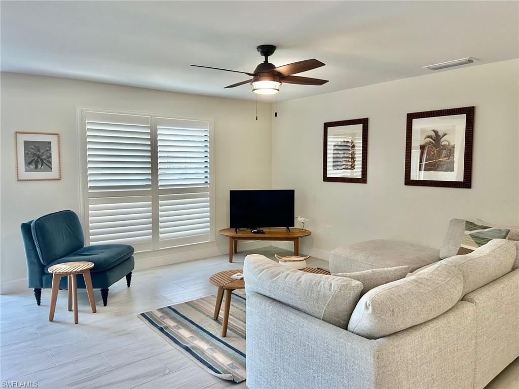 BLIND PASS CONDO - Residential