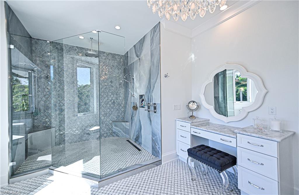 BAYFRONT GARDENS - Residential